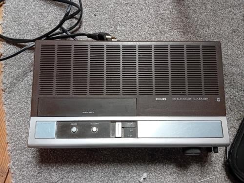 Oude Philips wekker radio