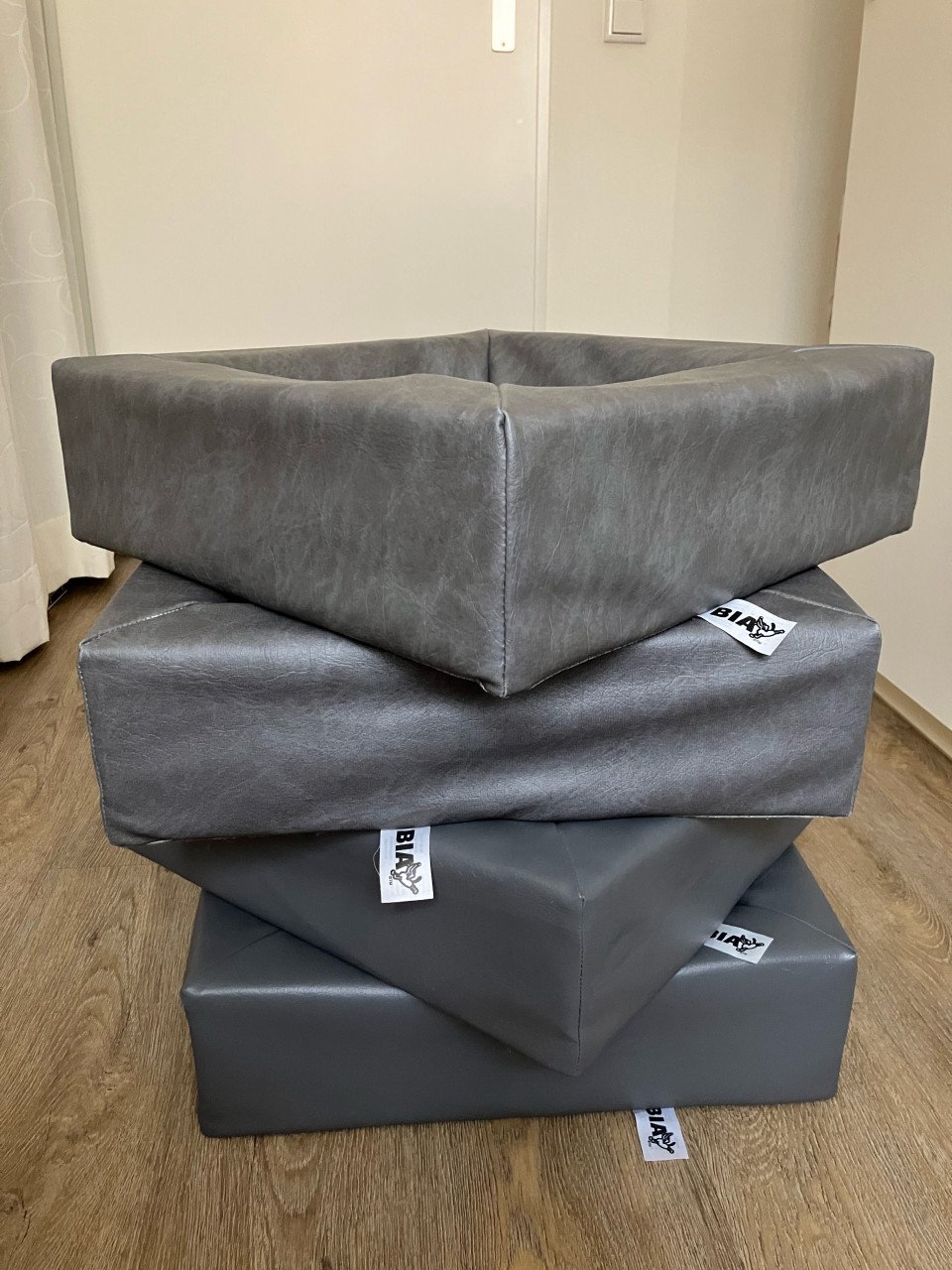 Bia Bed hondenmand-kattenmand mand grijs 45x45x12 -4 stuks