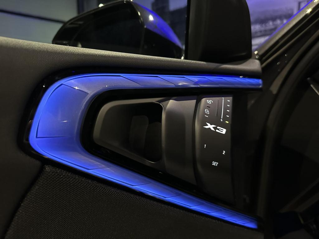 BMW X3 20 xdrive *pano*surroundview*parkass*driveass*leder*memory*