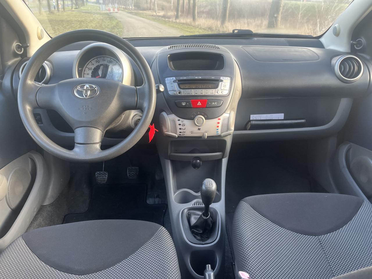 Aygo 1.0 2009 benzine AIRCO NL AUTO NAP