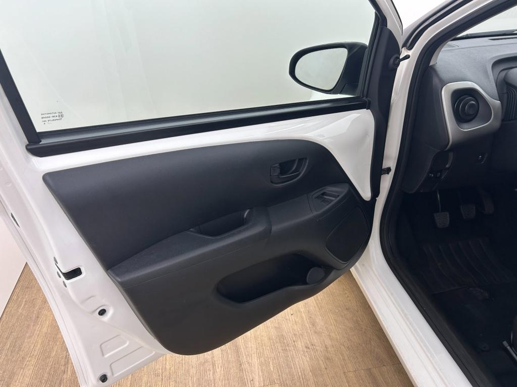 Citroen C1 occasion 1.0 e-vti feel | wit | tweedehands citroën c1 | airco |