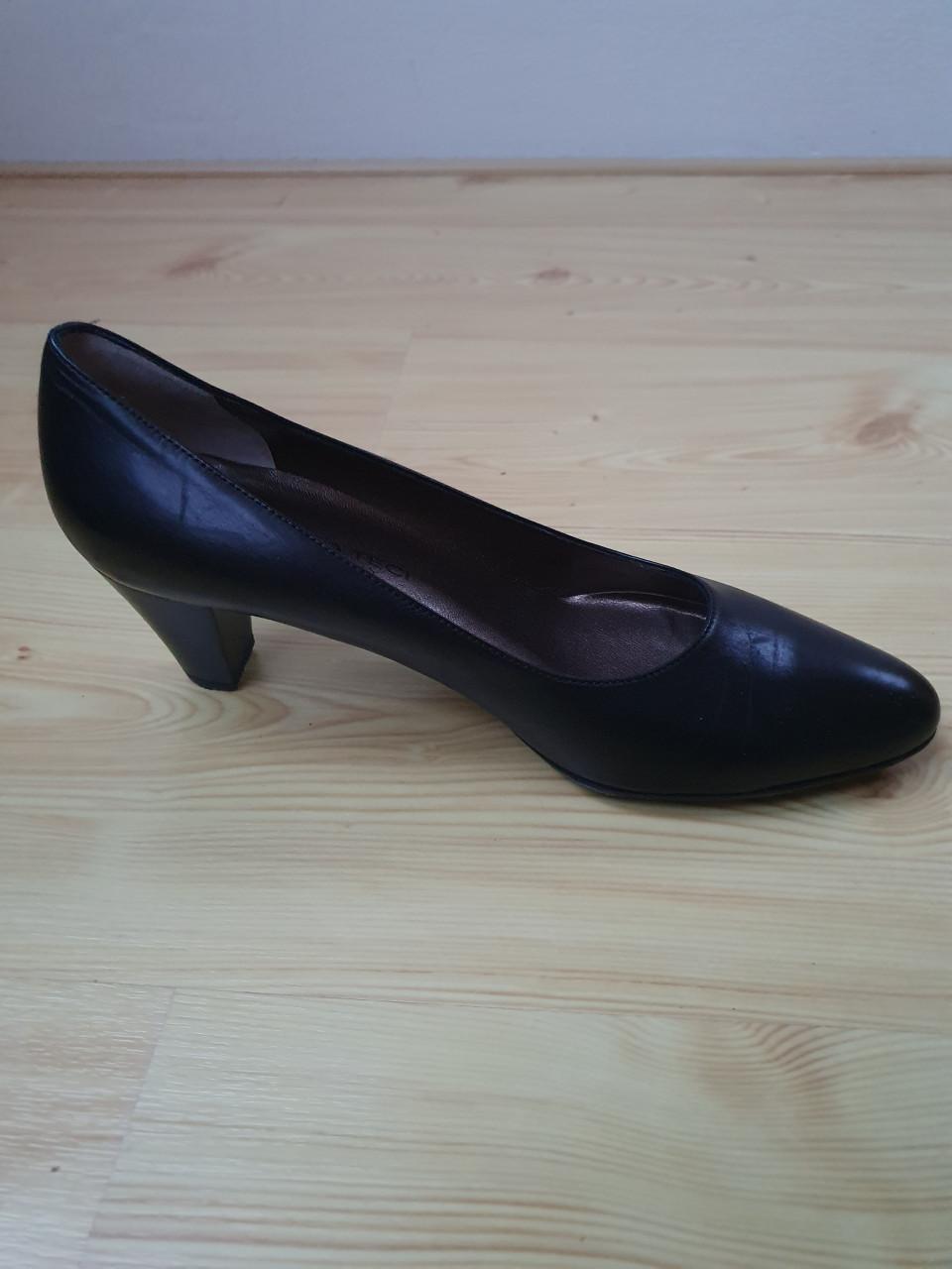Zwarte pumps