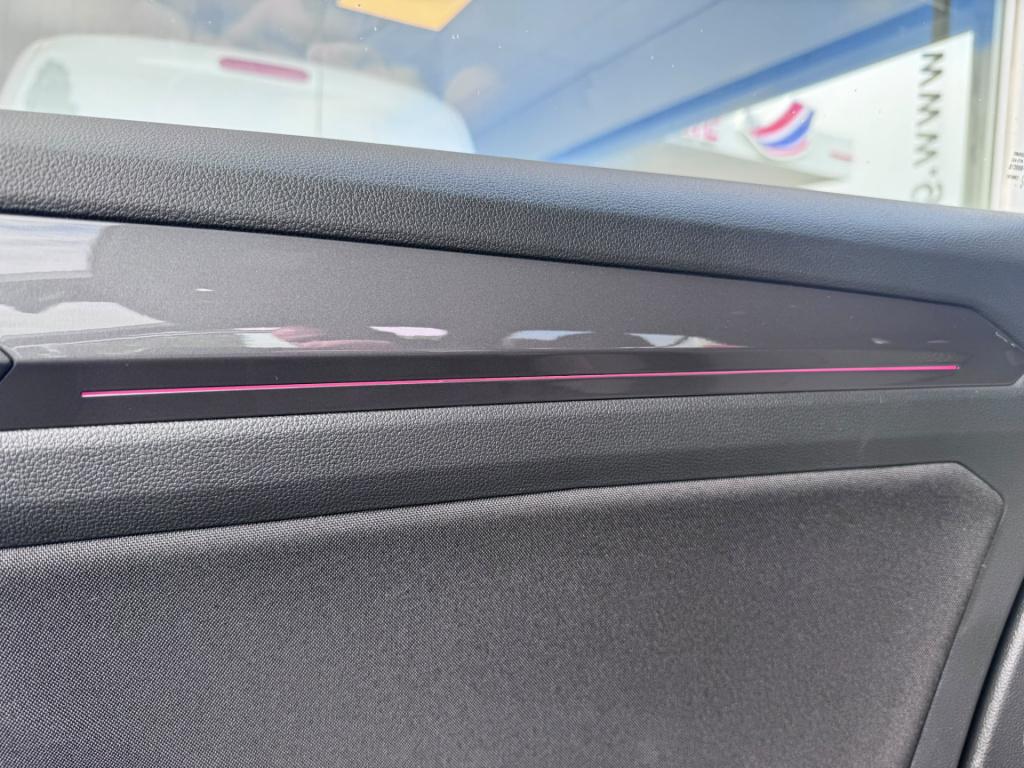 Volkswagen T-roc 1.5 tsi sport