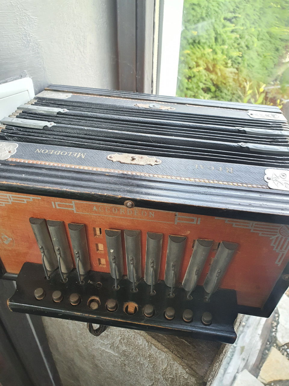 Zeldzaam antiek REGAL MELODEON houten Accordeon voor liefhebbers