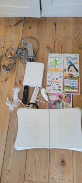 Wii console, veel extra's MOET WEG