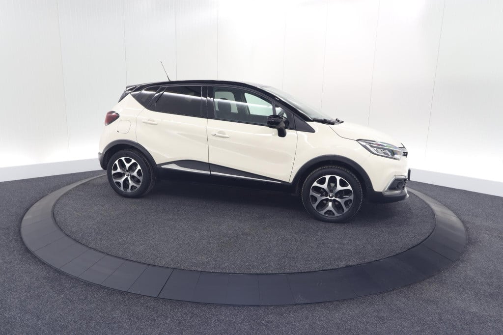 Renault Captur tce 90 intens | trekhaak | camera | navigatie | parkeersenso