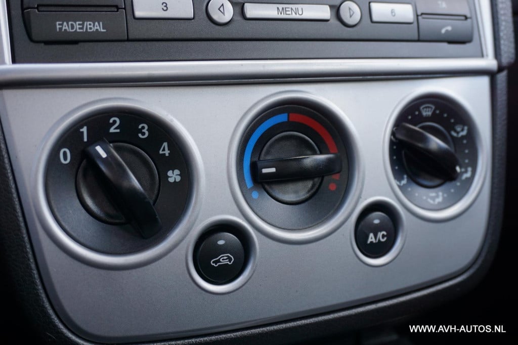 Ford Fiesta 1.4-16v crossroad