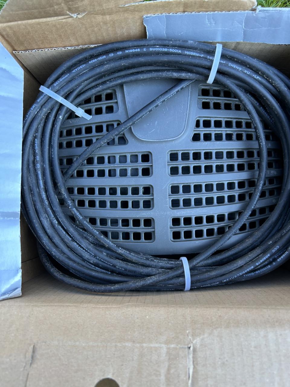 Te koop oase aquamax eco classik 8500 sterke en zuinige Vijverpomp