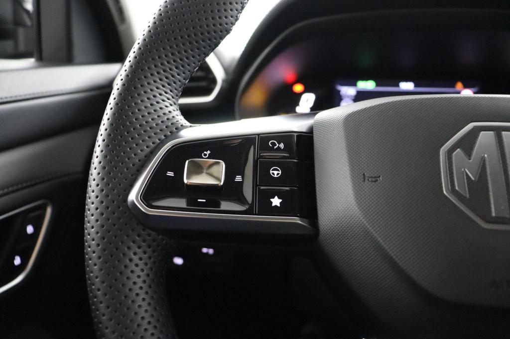 MG ZS 1.5 hybrid+ luxury | keyless entry | 360 camera| stoel +stuurverwarmi