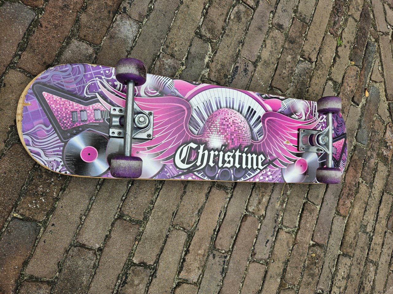 Skateboard
