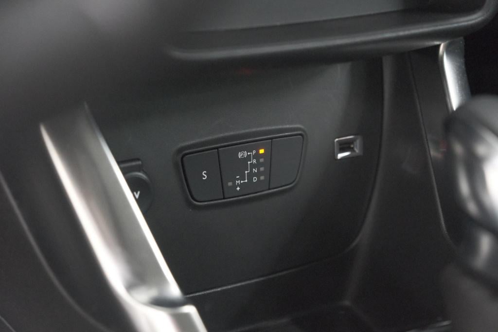 Citroen C3 Aircross puretech 130 eat6 plus | stoelverwarming | parkeersenso