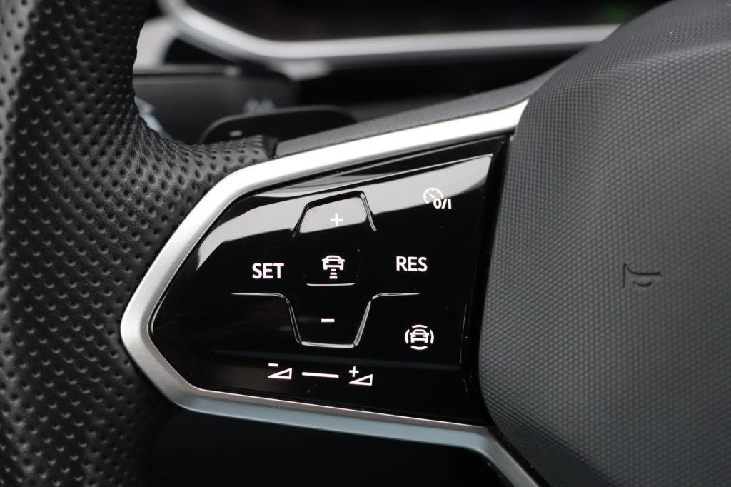 Volkswagen T-roc 1.5 tsi r-line