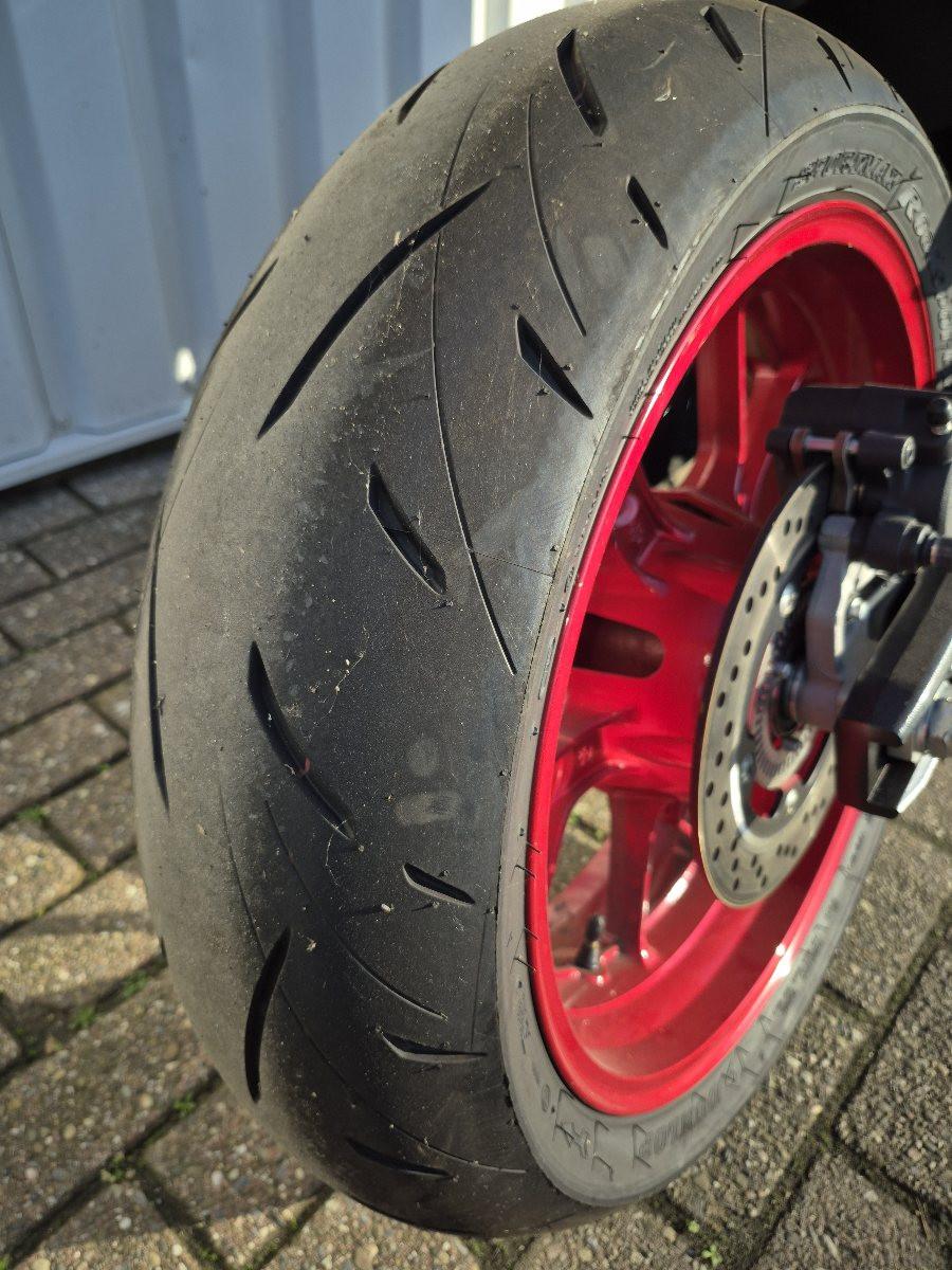 Suzuki GSX8-R uit 2024, nagenoeg nieuwe supersport