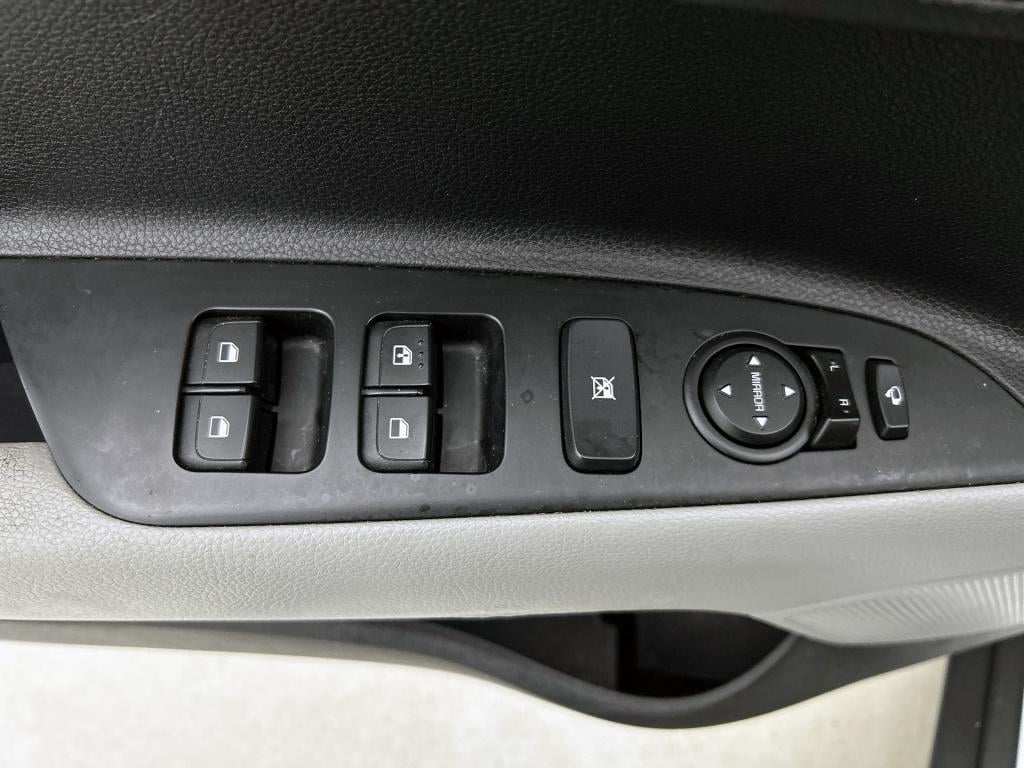 Kia Stonic 1.0 t-gdi mhev dynamicplusline | trekhaak | navigatie | climate 