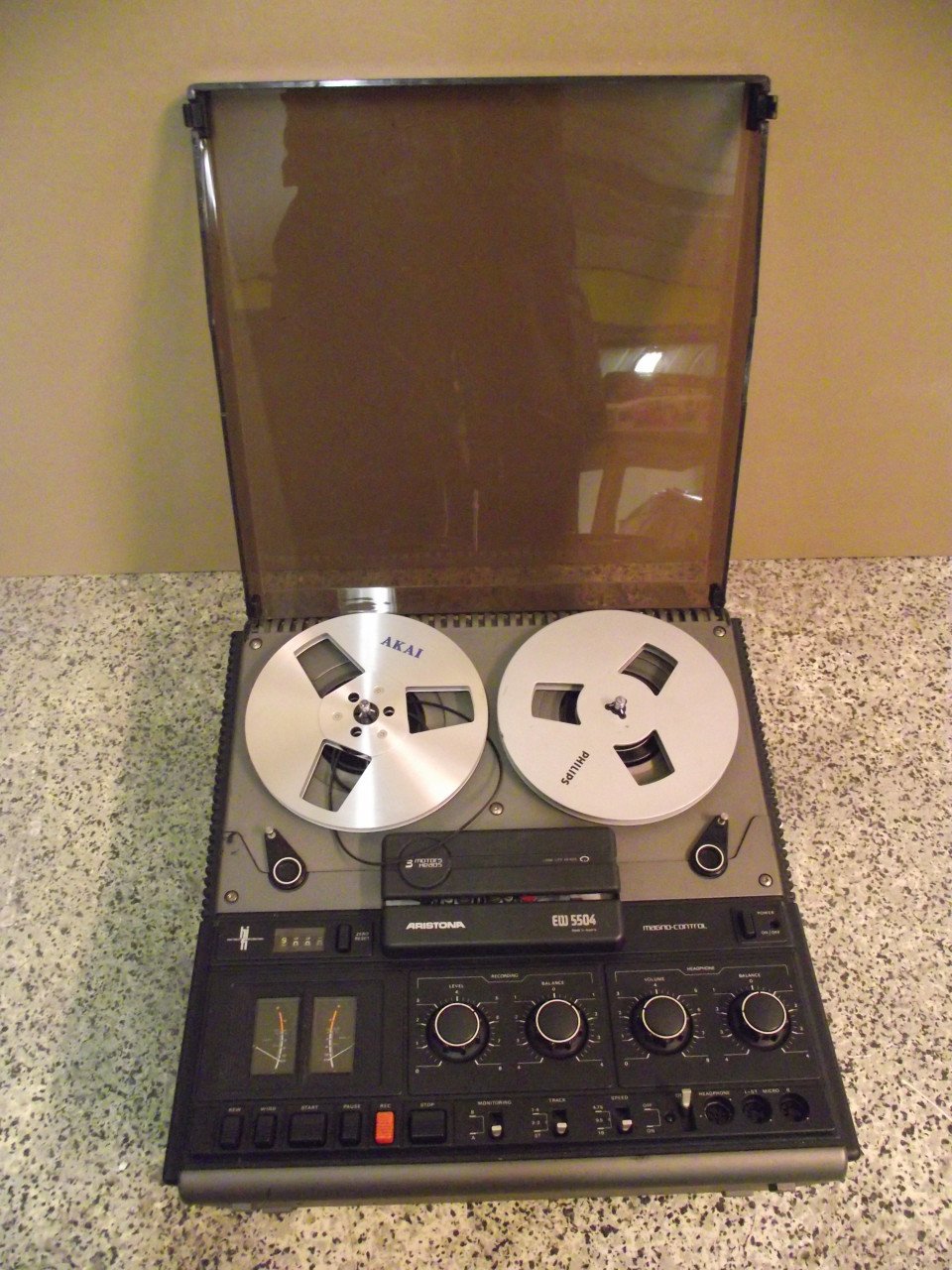Vintage Aristona EW 5504 bandrecorder