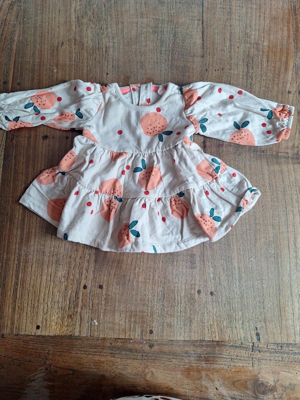 Nieuw warm jurkje