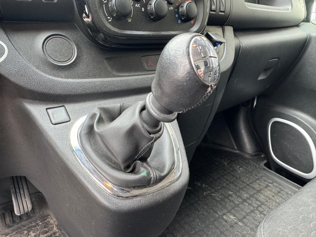 Opel Vivaro 1.6 cdti l2h1 bus+ec