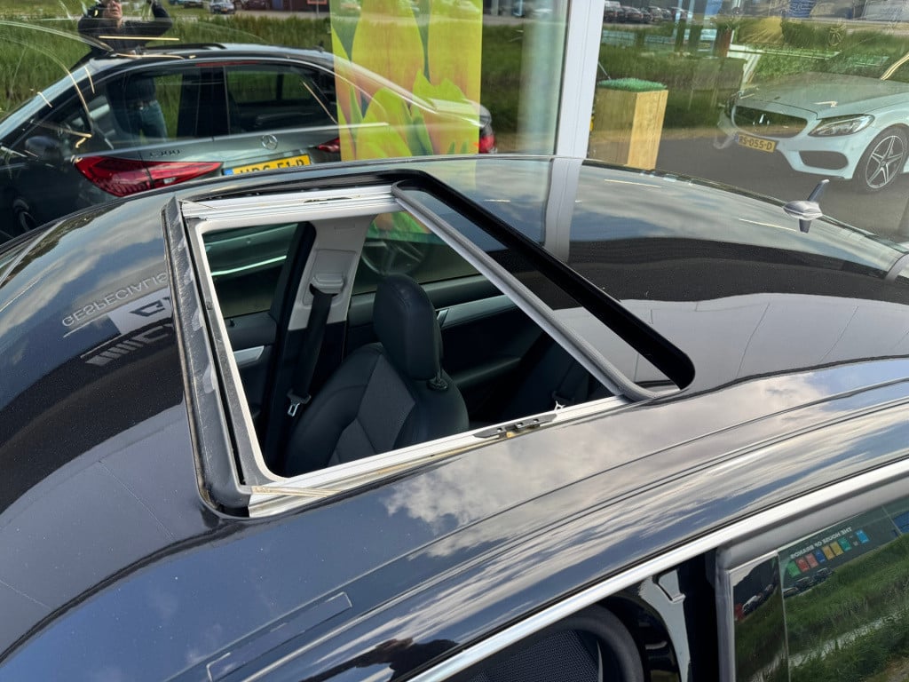 Mercedes-Benz C-Klasse 180 avantgarde automaat , schuifdak / afneembare tre