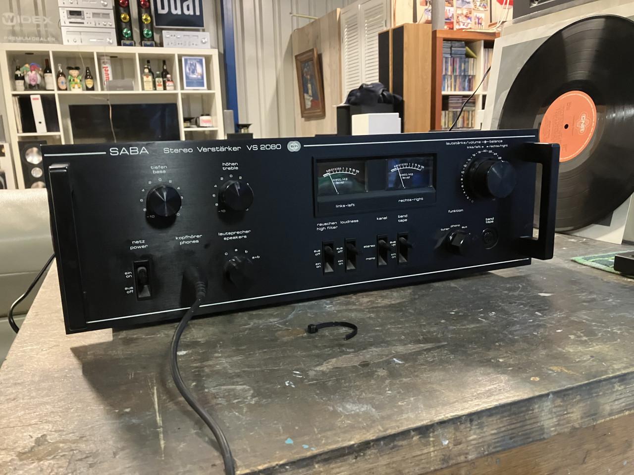 Saba (Sanyo)prachtige vintage set 2x 60Watt bij 4 Ohm VU meters rackhandles