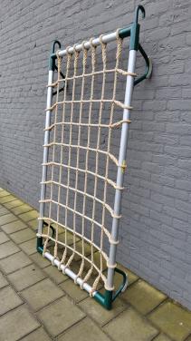 Klimrek met touwwerk