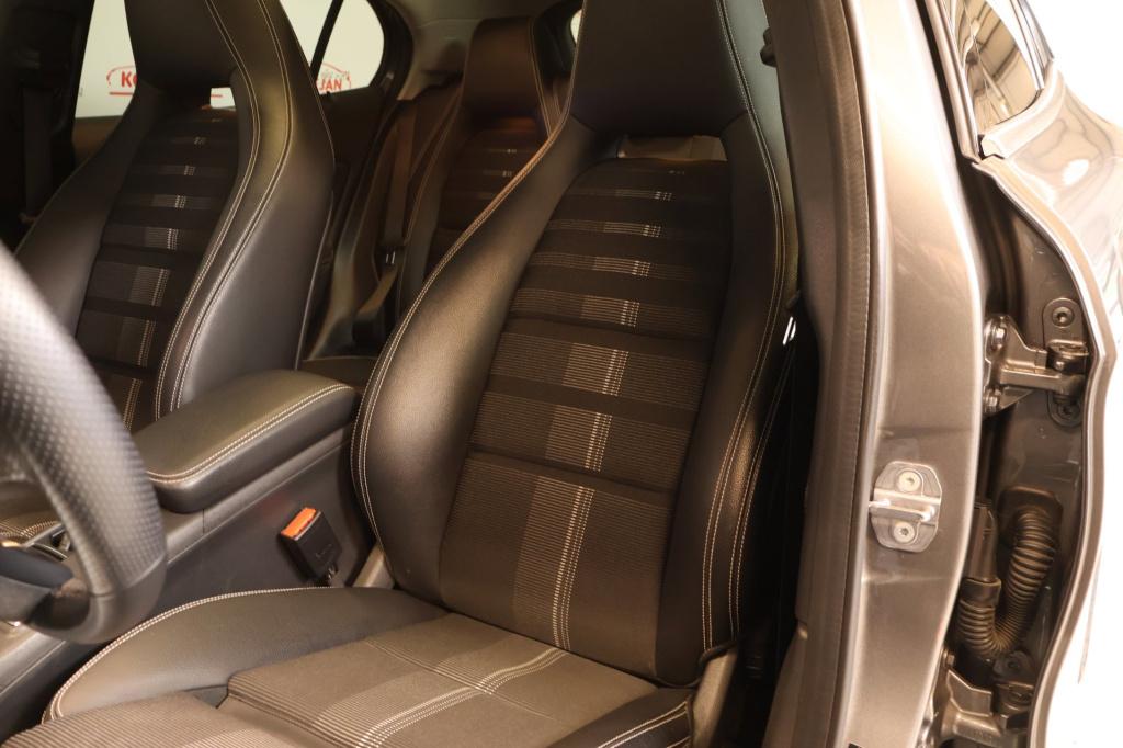 Mercedes-Benz Gla-klasse 250 premium plus, panodak, trekhaak, carplay, stoe