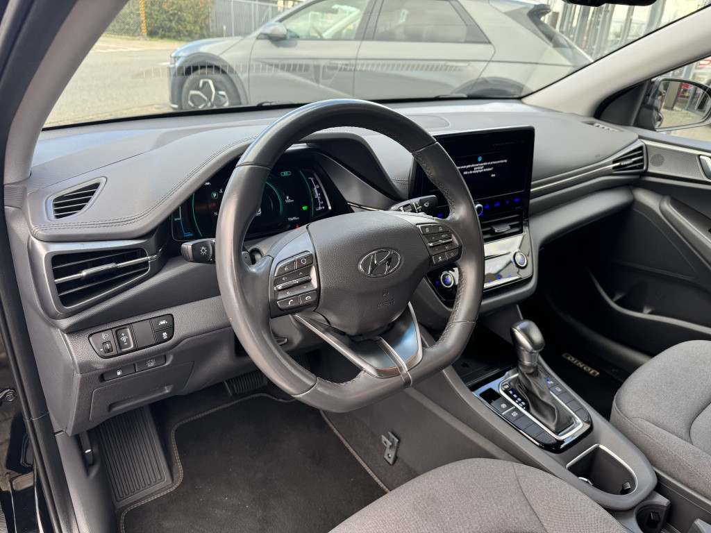 Hyundai Ioniq 1.6 gdi comfort plus | navigatie | achteruitrijcamera | cruis