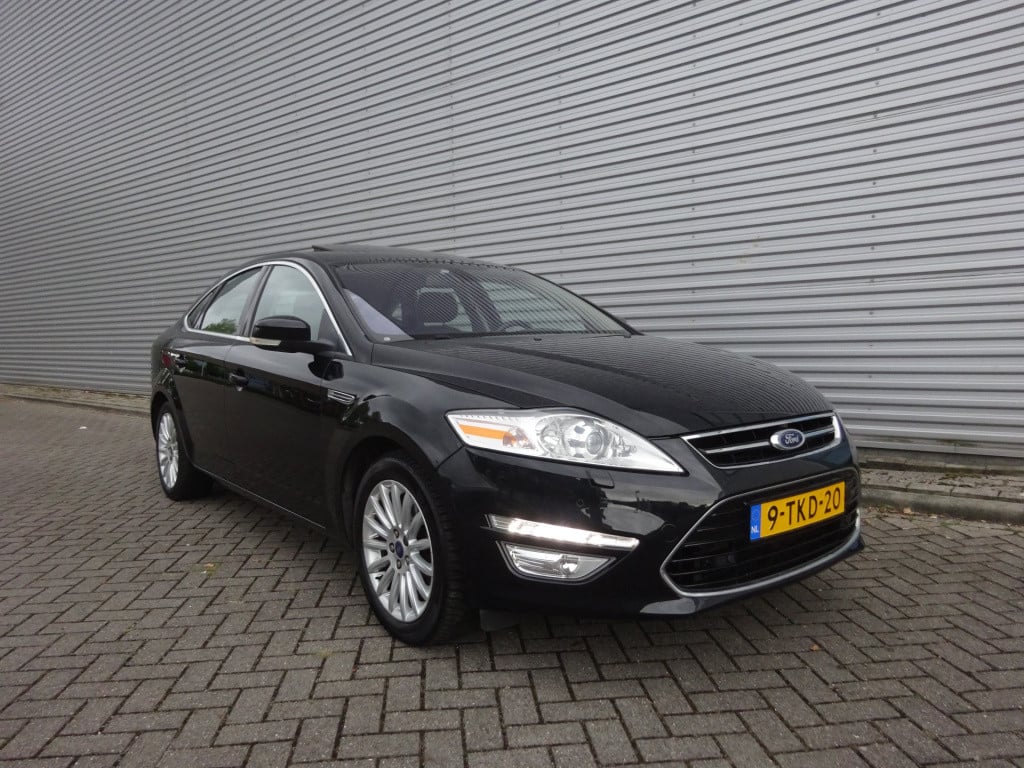 Ford Mondeo 1.6 ecoboost platinum navi / trekhaak / led / lm velgen