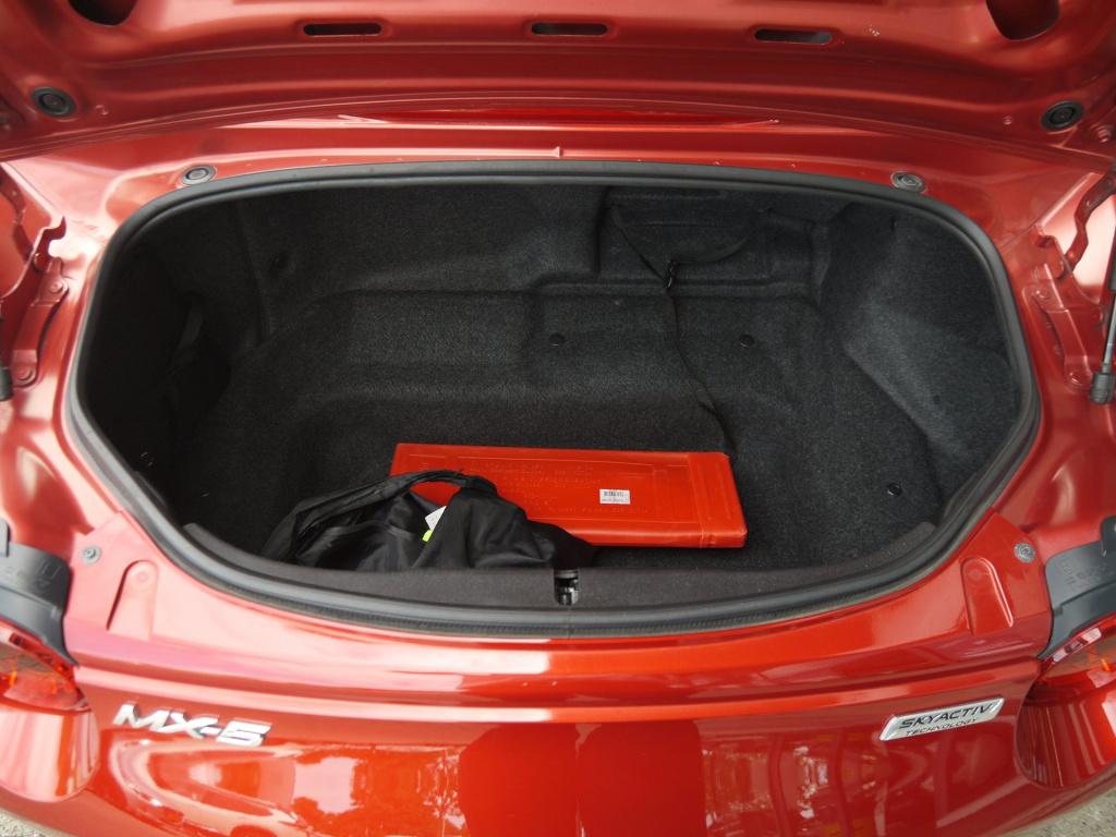 Mazda Mx-5 1.5 skyactiv-g 131 gt-m|rijklaar