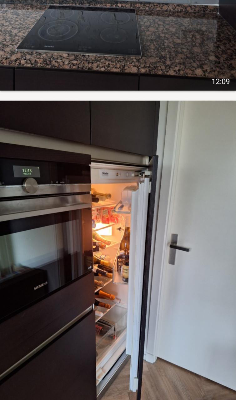 Hoekkeuken met granieten blad