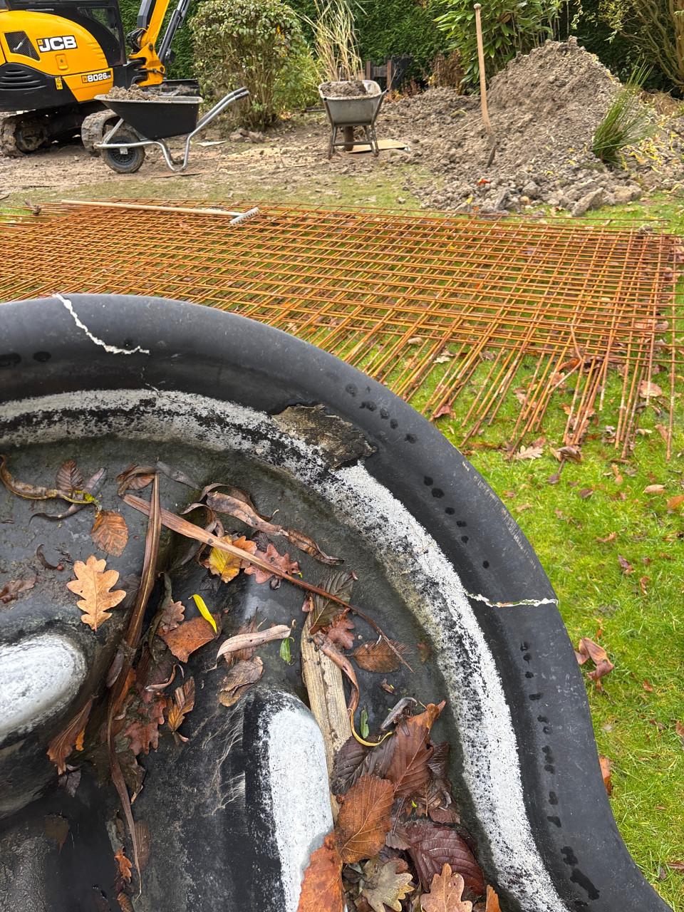 2x vijverbak gratis af te halen