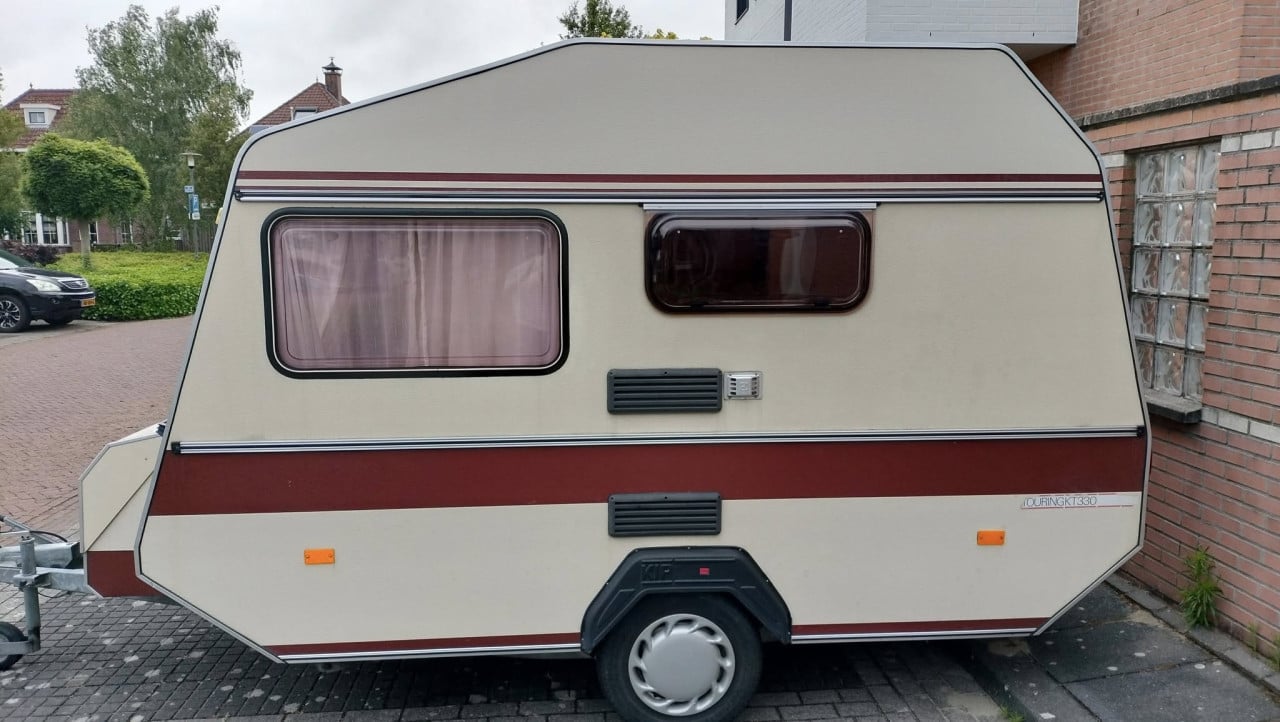 Kip 330 TOPPPPERRRR met voortent en luifel