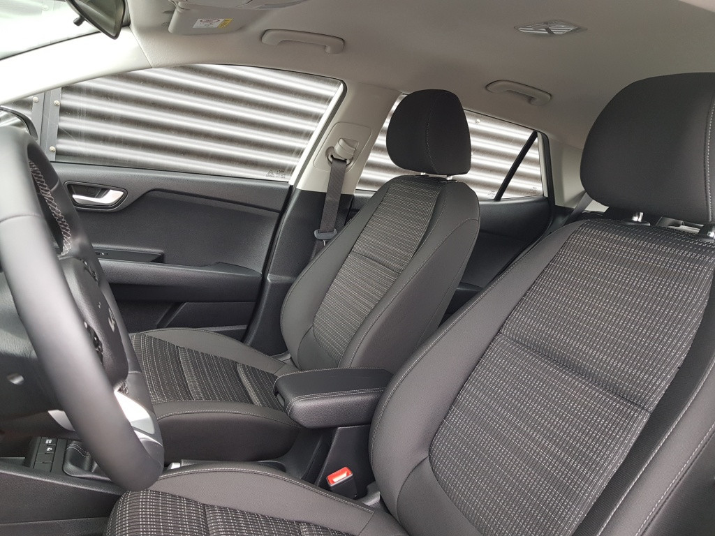 Kia Stonic mhev dynamicline 100pk