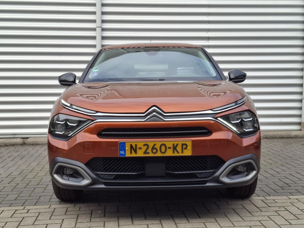 Citroen C4 130 eat8 automaat shine clima/lmv/nav/cam