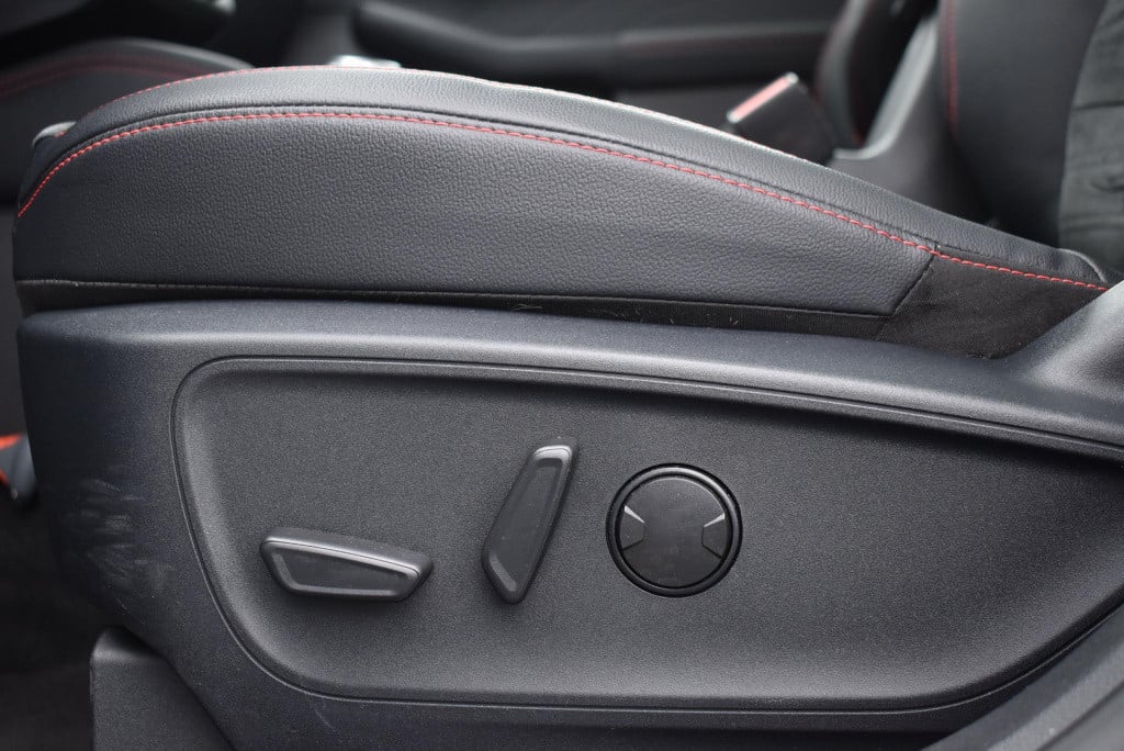Ford Kuga 2.5 phev st-line x | climate control | adaptieve cruise control |