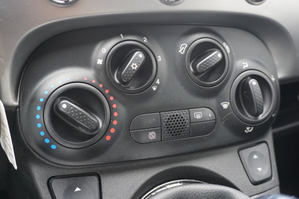 Fiat 500 0.9 twinair plus airco / elektr. ramen / lm velgen / nap