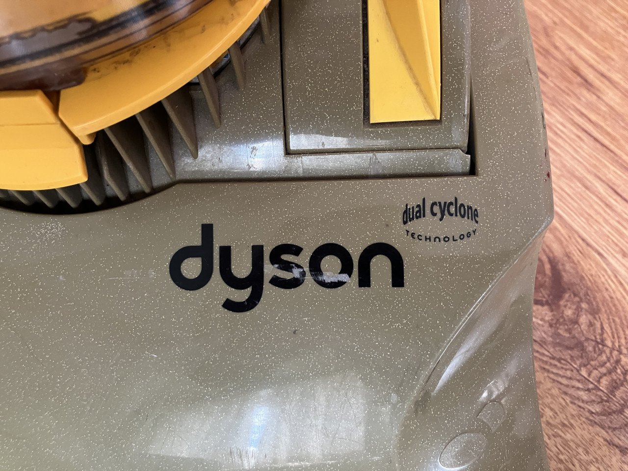 Dyson DC01 stofzuiger compleet en werkend