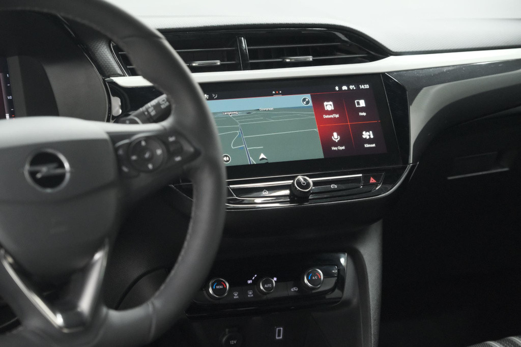 Opel Corsa 130 eat8 gs line | camera | navigatie | apple carplay | parkeers