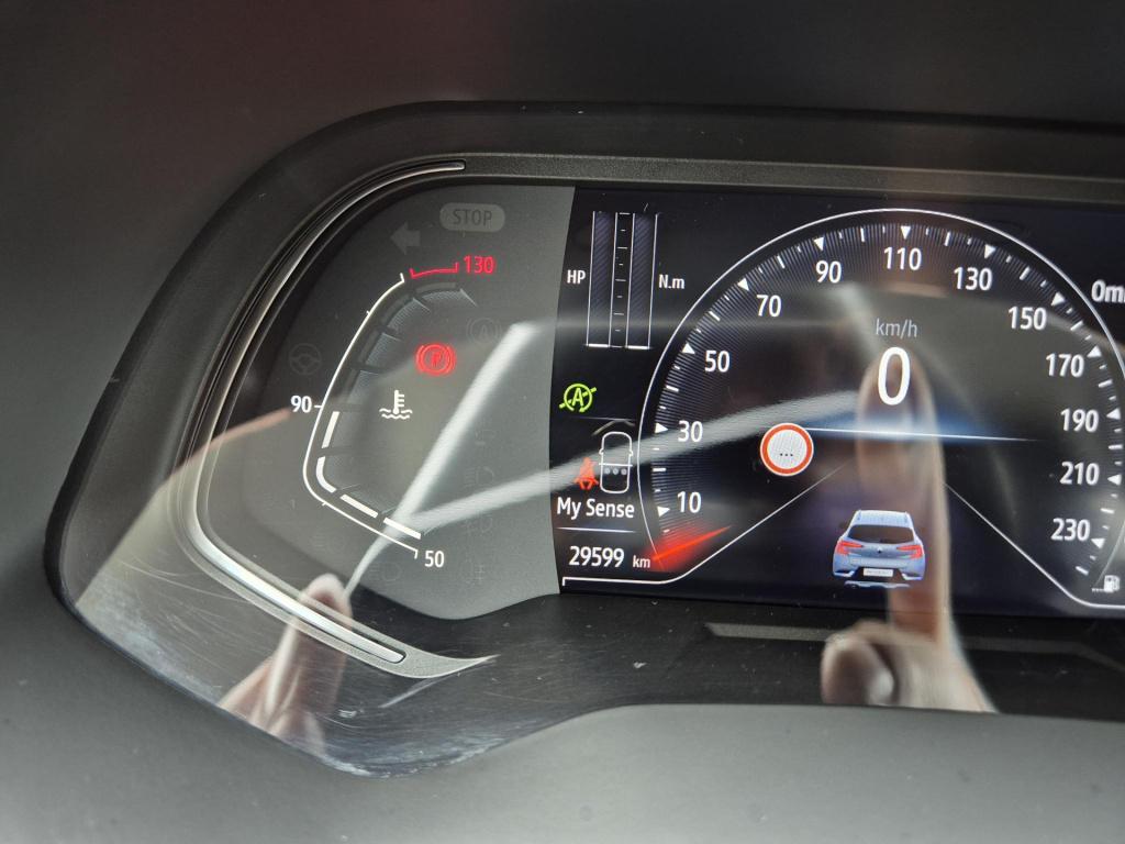 Renault Captur 1.3 tce 130 edc automaat intens verkocht