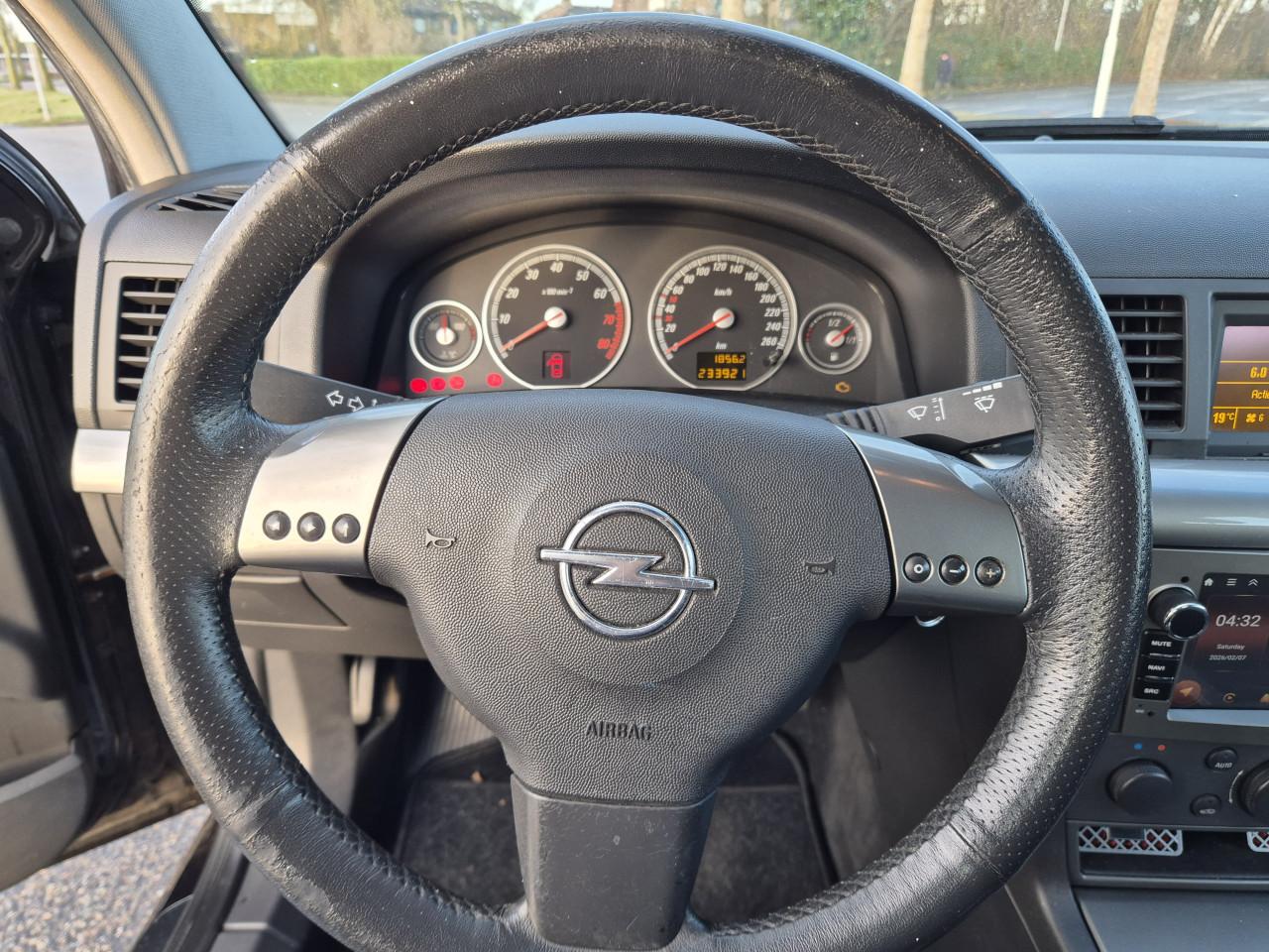 Opel vectra gts 2.2