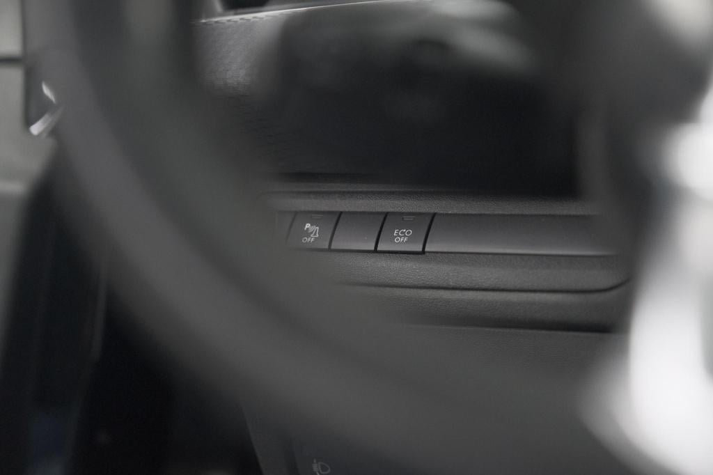 Peugeot 2008 puretech 110 allure | panoramadak | navigatie | camera | parke