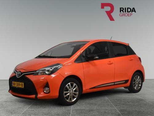Toyota Yaris 1.3 vvt-i orange sport