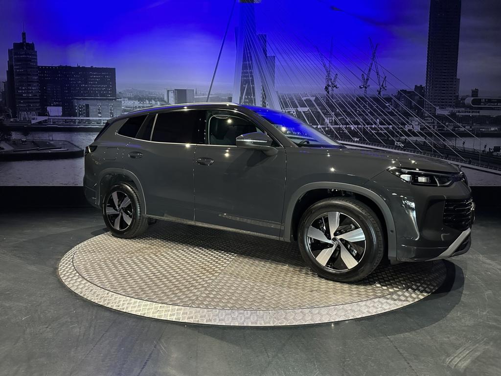 Volkswagen Tayron 1.5 ehybrid life edition *acc*camera*led*appconnect*