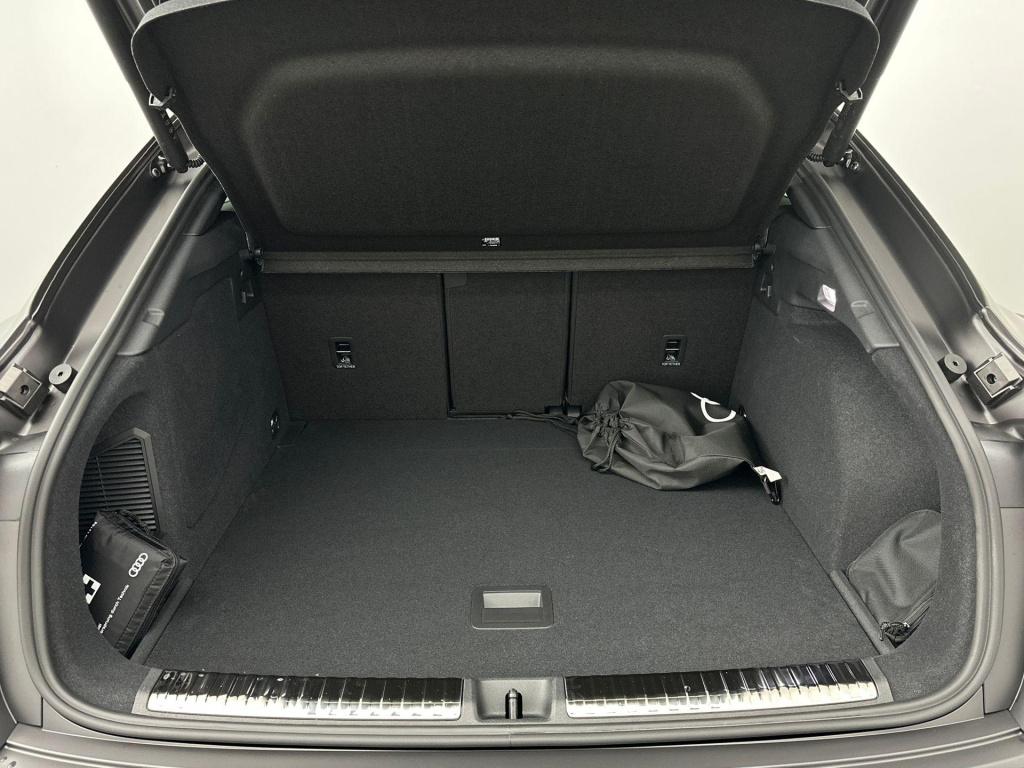 Audi Q3 sportback s edition e-hybrid 200 kw / 272 pk sportback 6 ver