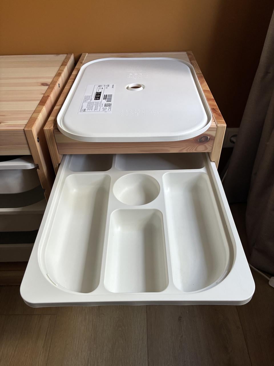 IKEA trofast 2 kastjes zgan
