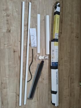 Bruynzeel raamrolhor, max 63 cm breed. Wit kunststof hor.
