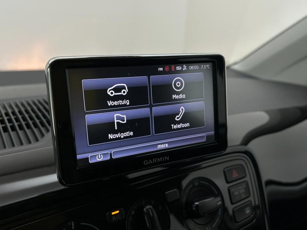 Volkswagen UP! occasion 1.0 move up! bluemotion | wit | tweedehands volkswa