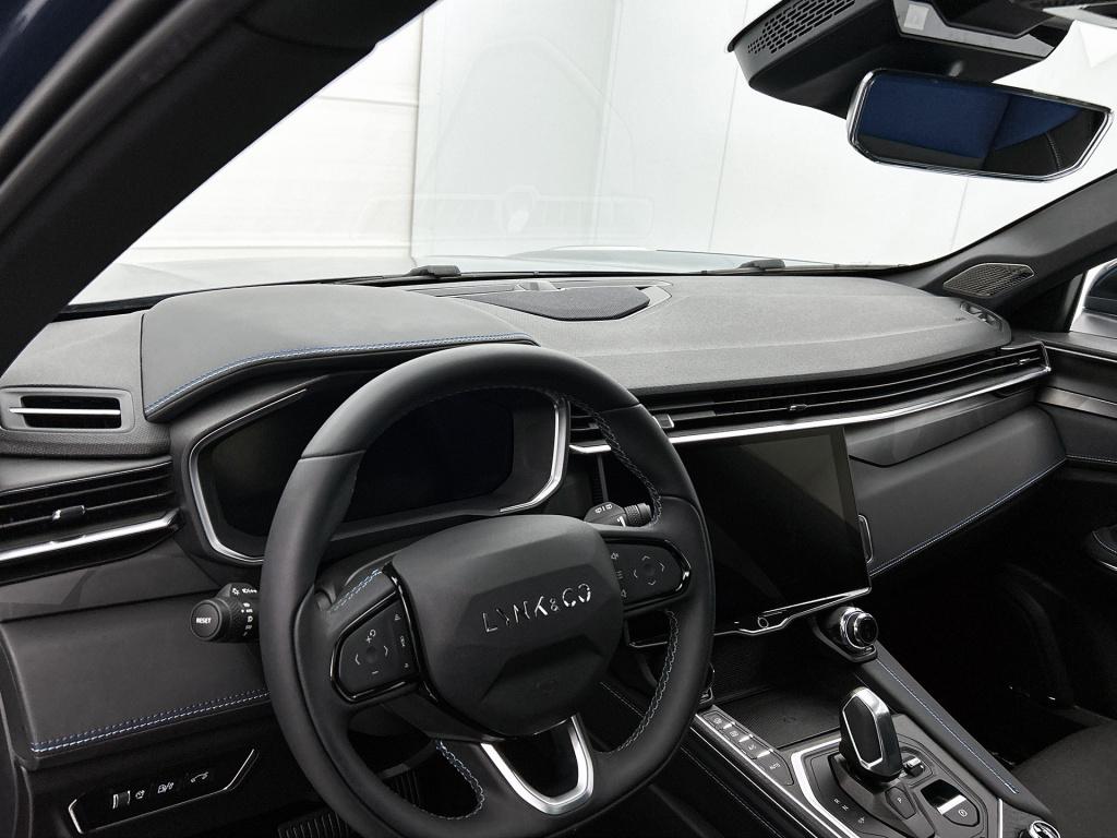 Lynk & Co 01 1.5 | panoramadak | 360 camera | apple carplay/android auto | 