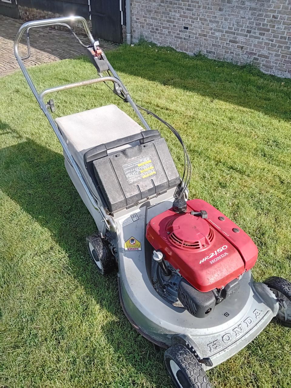 Honda HR2150 aangedreven grasmaaier