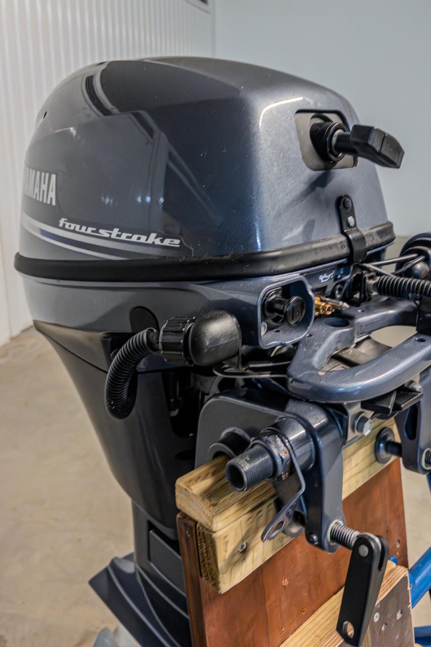 Buitenboordmotor YAMAHA 6 PK 2 cilinder Viertakt kortstaart