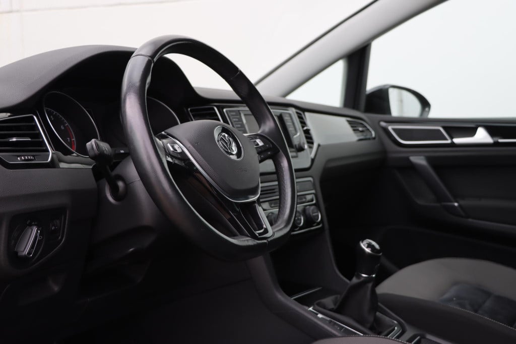 Volkswagen Golf Sportsvan 1.4 tsi highline dsg7 125pk